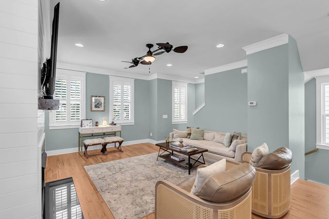 979 Warrick Oaks Lane, Mount Pleasant, SC 29464