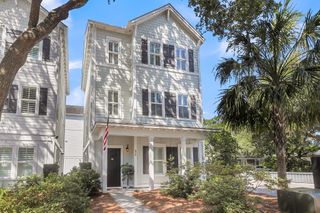 979 Warrick Oaks Lane, Mount Pleasant, SC 29464