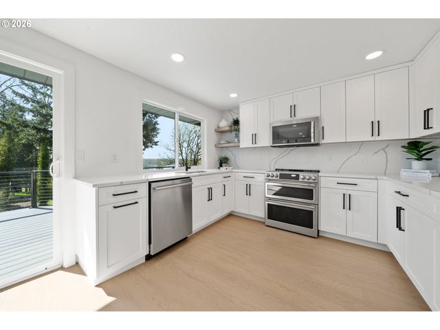 11110 Se EVERGREEN Hwy, Vancouver, WA 98664