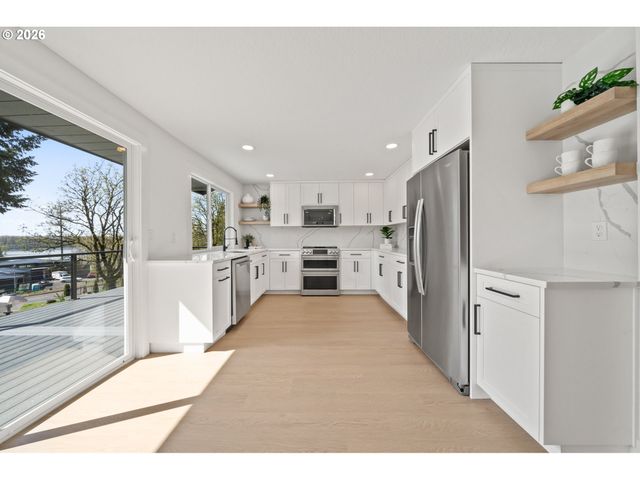 11110 Se EVERGREEN Hwy, Vancouver, WA 98664