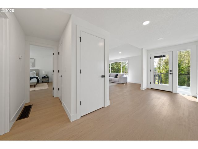 11110 Se EVERGREEN Hwy, Vancouver, WA 98664