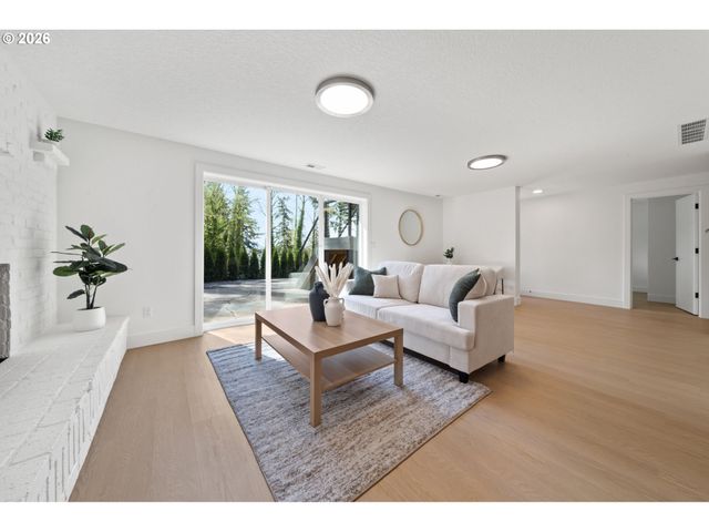 11110 Se EVERGREEN Hwy, Vancouver, WA 98664