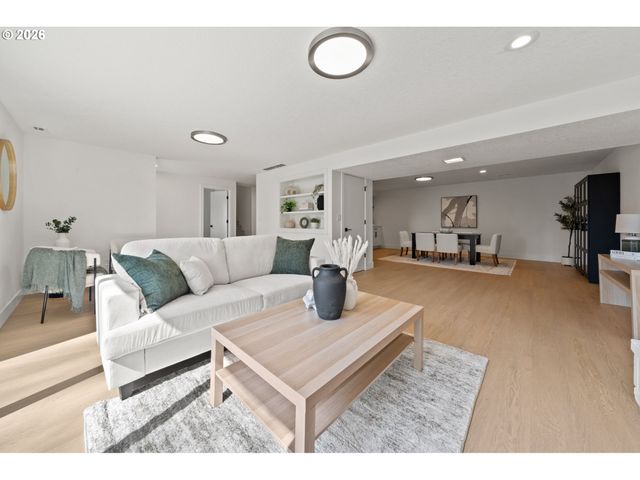 11110 Se EVERGREEN Hwy, Vancouver, WA 98664
