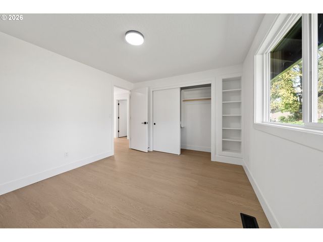 11110 Se EVERGREEN Hwy, Vancouver, WA 98664