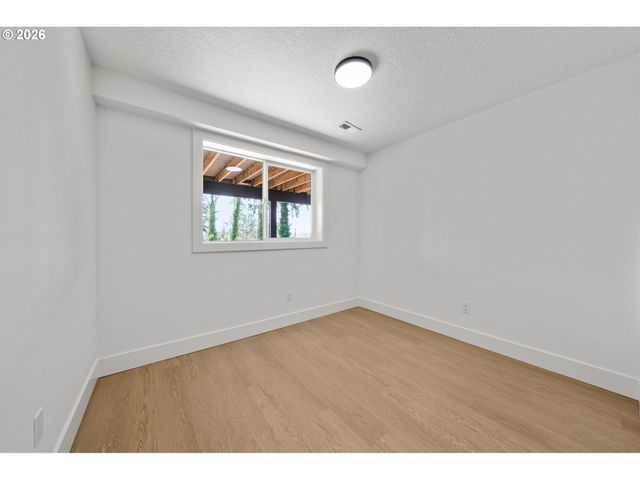 11110 Se EVERGREEN Hwy, Vancouver, WA 98664