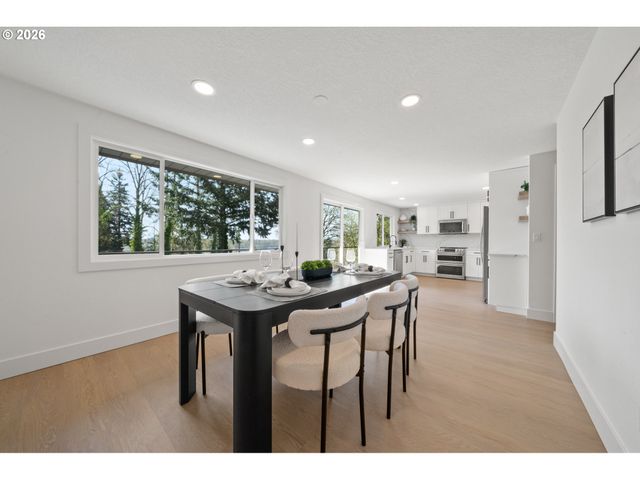 11110 Se EVERGREEN Hwy, Vancouver, WA 98664