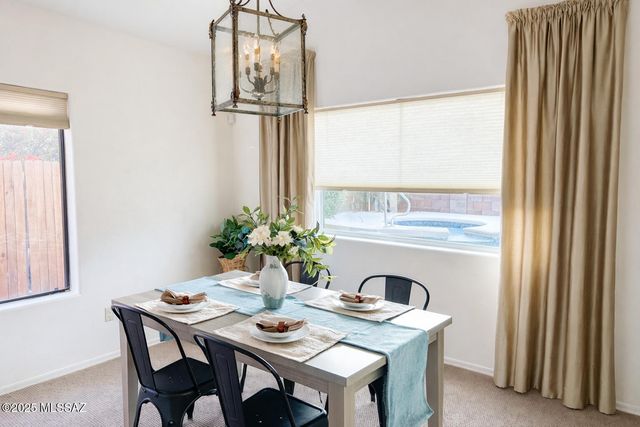 780 S Shadowtree Place, Tucson, AZ 85748