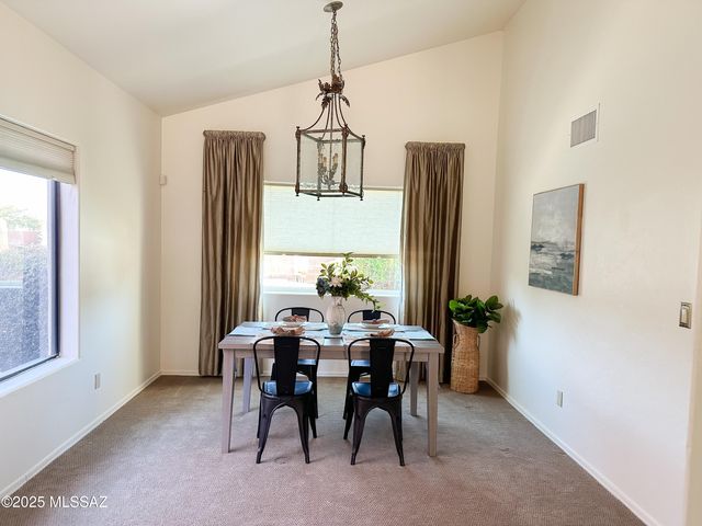 780 S Shadowtree Place, Tucson, AZ 85748