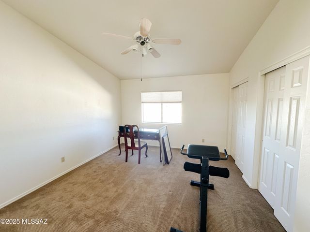 780 S Shadowtree Place, Tucson, AZ 85748