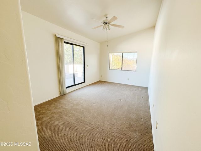 780 S Shadowtree Place, Tucson, AZ 85748