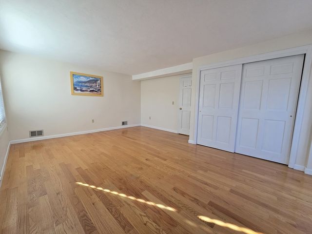 138 Quincy Shore Dr 173, Quincy, MA 02171