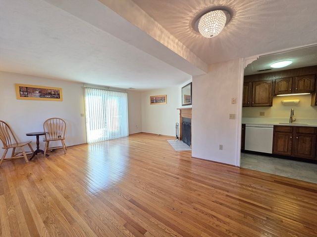 138 Quincy Shore Dr 173, Quincy, MA 02171