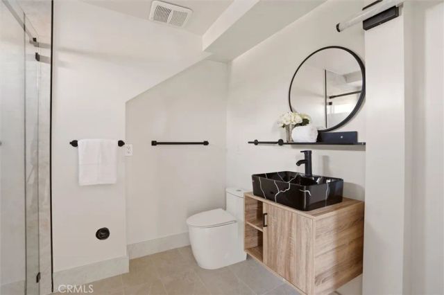 4604 W 172nd C, Lawndale, CA 90260