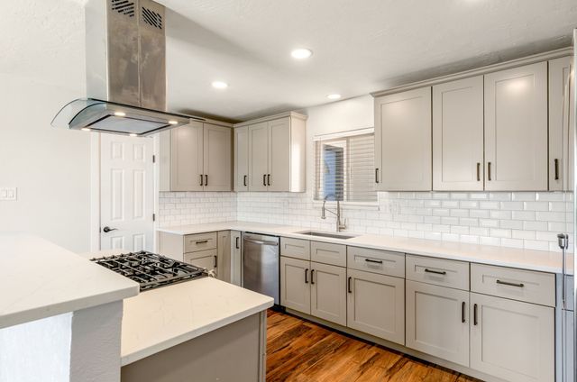 1409 Dorothy Street NE, Albuquerque, NM 87112