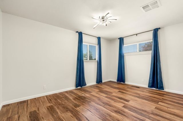 1409 Dorothy Street NE, Albuquerque, NM 87112