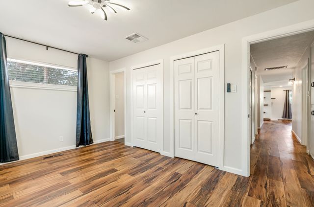 1409 Dorothy Street NE, Albuquerque, NM 87112