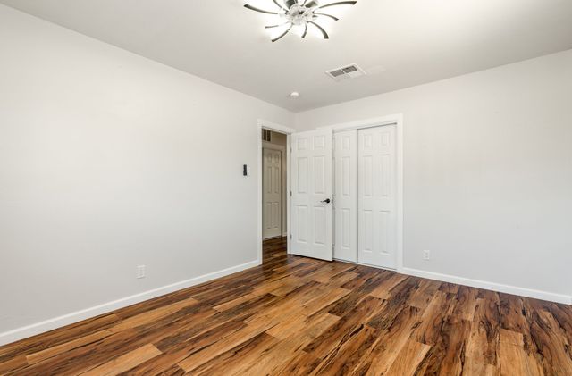 1409 Dorothy Street NE, Albuquerque, NM 87112