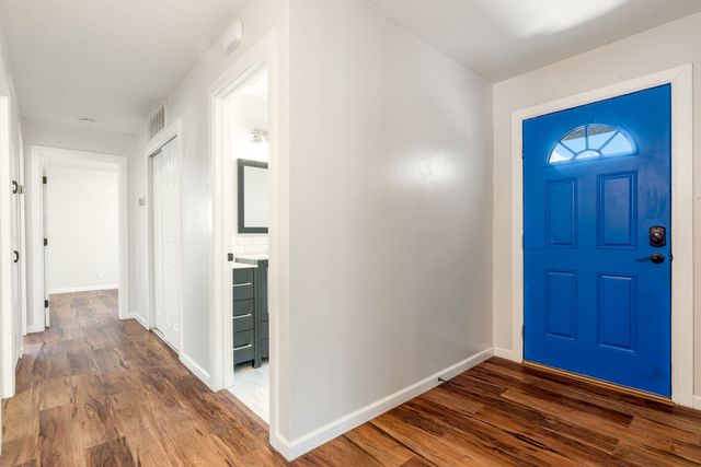 1409 Dorothy Street NE, Albuquerque, NM 87112