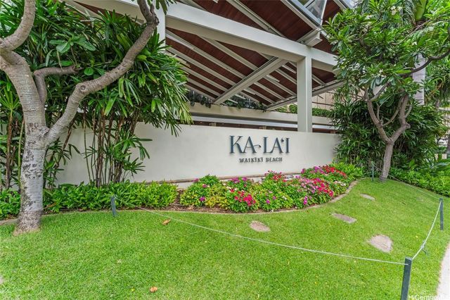 223 Saratoga Road 1422, Honolulu, HI 96815