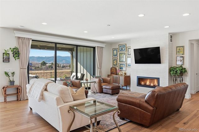 9158 Star Fall Circle, Littleton, CO 80125