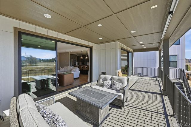 9158 Star Fall Circle, Littleton, CO 80125