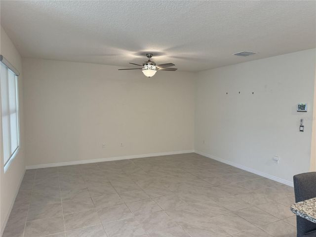 1061 FIG STREET, Tavares, FL 32778