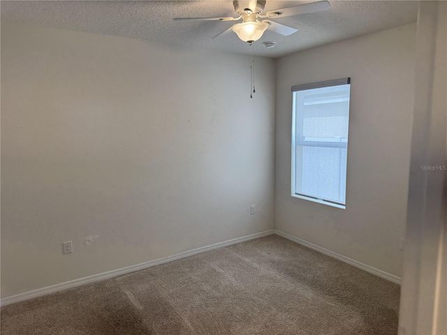 1061 FIG STREET, Tavares, FL 32778