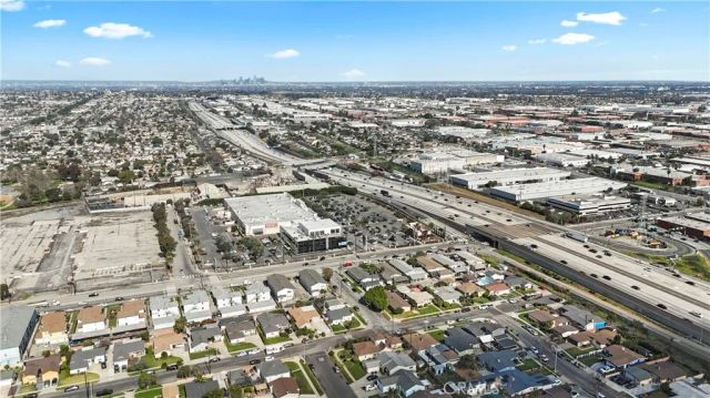 640 W Redondo Beach, Gardena, CA 90247