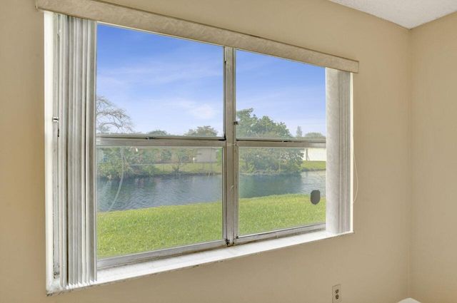 9460 Sunrise Lakes Boulevard 106, Sunrise, FL 33322