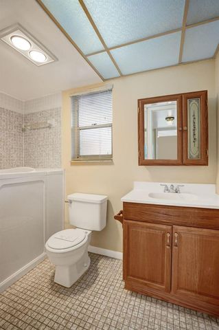 9460 Sunrise Lakes Boulevard 106, Sunrise, FL 33322