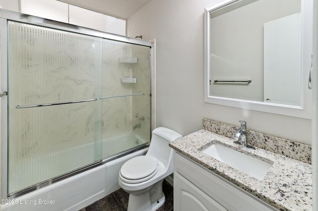 373 Crescent Spring Dr 373, Louisville, KY 40206