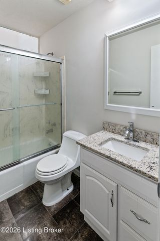373 Crescent Spring Dr 373, Louisville, KY 40206