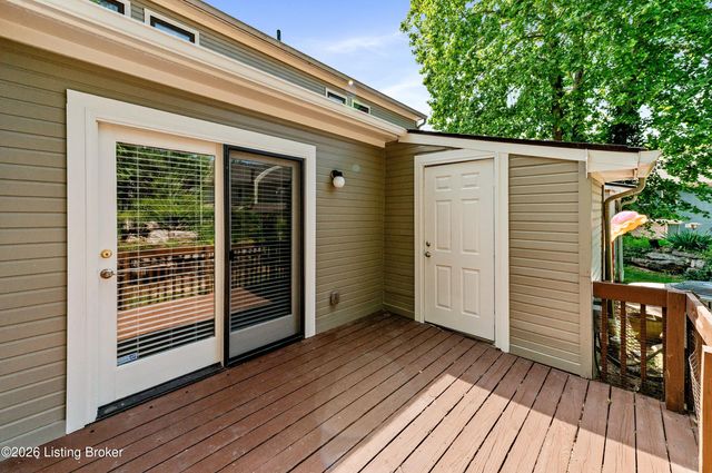 373 Crescent Spring Dr 373, Louisville, KY 40206