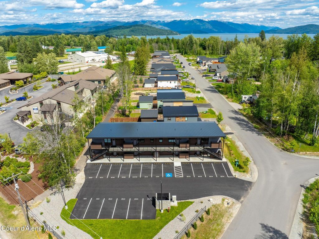 50 Carnelian AVE, UNIT 102, Ponderay, ID 83852 photo 3