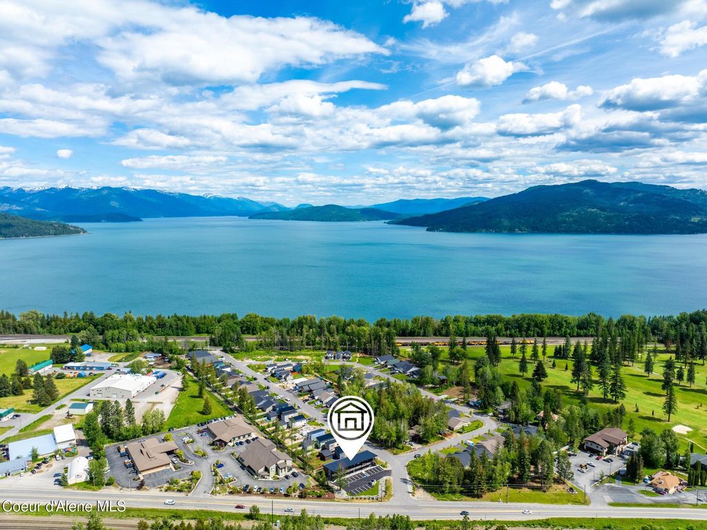 50 Carnelian AVE, UNIT 102, Ponderay, ID 83852 photo 5
