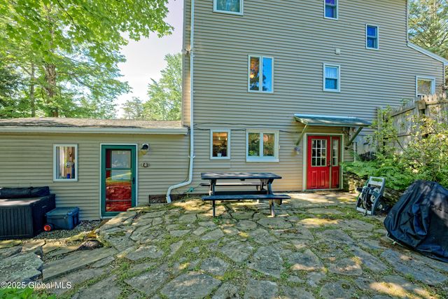160 Lake Road, Westerlo, NY 12023
