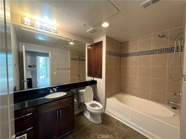 2403 Scholarship, Irvine, CA 92612