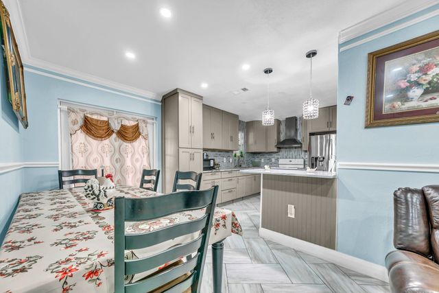 1614 Briarwood Lane, Irving, TX 75061