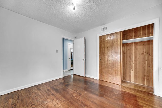 1614 Briarwood Lane, Irving, TX 75061