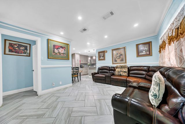 1614 Briarwood Lane, Irving, TX 75061