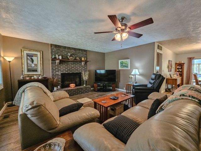 80 Hannah Drive, Ellijay, GA 30540