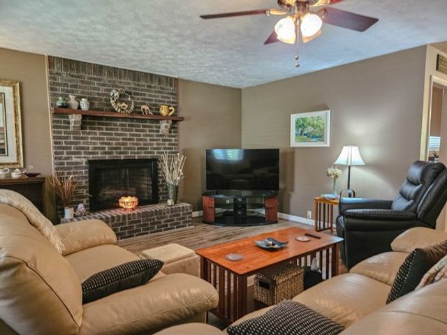 80 Hannah Drive, Ellijay, GA 30540