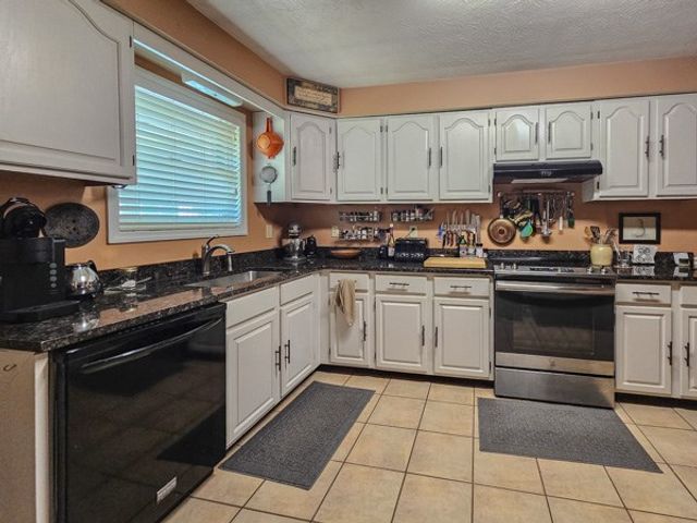80 Hannah Drive, Ellijay, GA 30540
