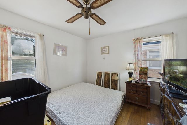 10718 S Trumbull Avenue, Chicago, IL 60655