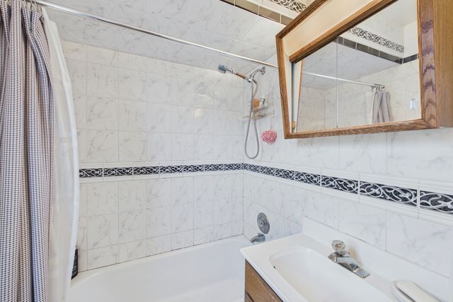 10718 S Trumbull Avenue, Chicago, IL 60655
