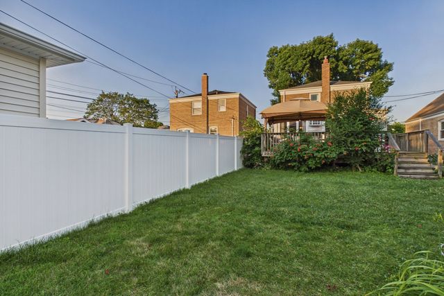 10718 S Trumbull Avenue, Chicago, IL 60655
