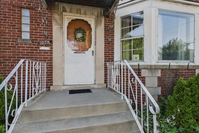 10718 S Trumbull Avenue, Chicago, IL 60655