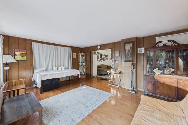 10718 S Trumbull Avenue, Chicago, IL 60655