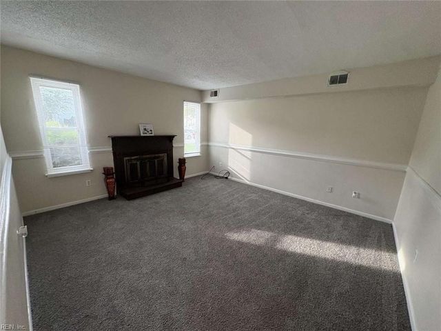 3817 Harvest CT, Portsmouth, VA 23703