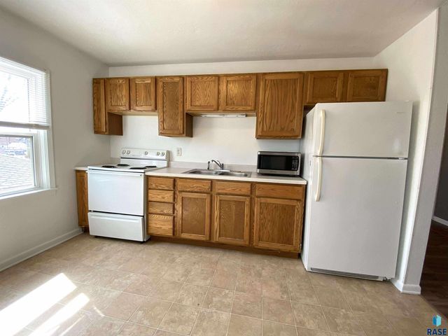 310 N Van Eps Ave Avenue, Sioux Falls, SD 57103